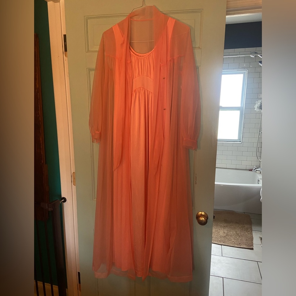 Vintage 1960s gown and robe set